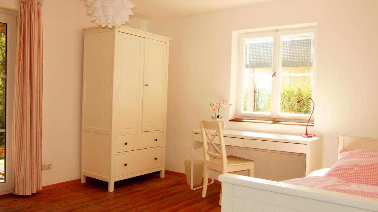 Sonnige 2-Zimmer Wohnung Mit Terrasse Und Garten Nagold Bagian luar foto